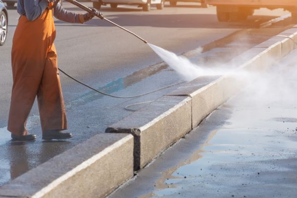 Commercial Concrete Cleaning Service