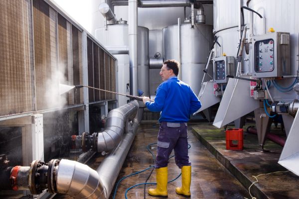 Business Pressure Washing in Owings Mills