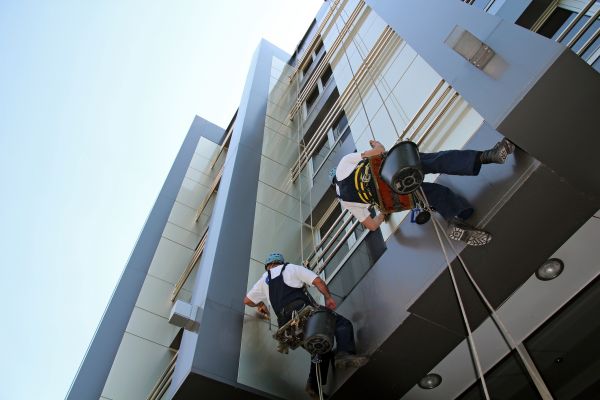 Condo Exterior Cleaning Service
